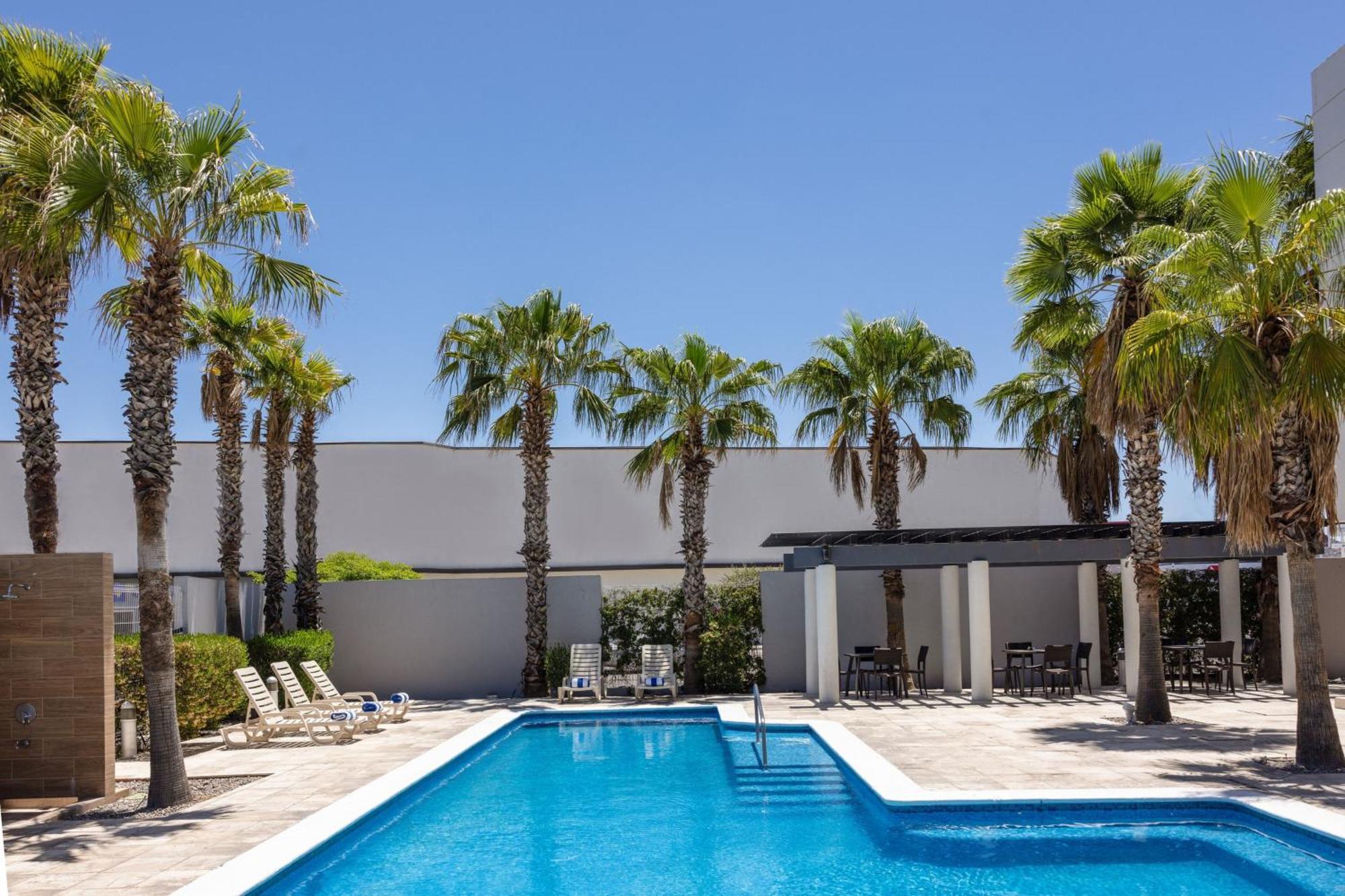 Courtyard By Marriott Hermosillo Exterior foto